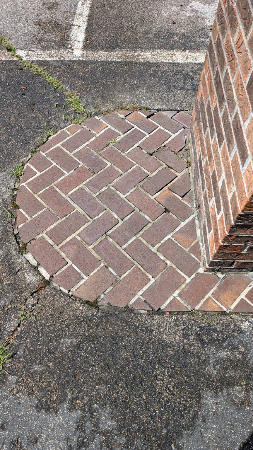Brick Entryway Cleaning by D & T Pressure Washing
