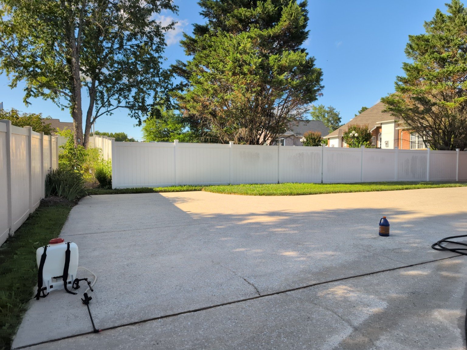 Finished Driveway Result by D & T Pressure Washing
